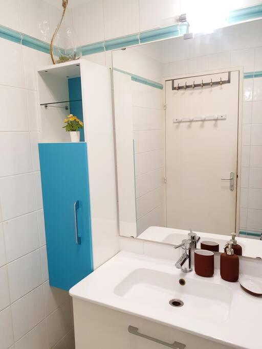Appartement Avec 3 Chambres 80M2 Plein Sud Мариньян Экстерьер фото