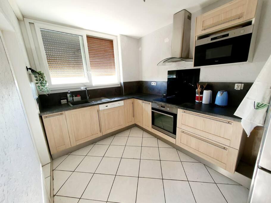 Appartement Avec 3 Chambres 80M2 Plein Sud Мариньян Экстерьер фото