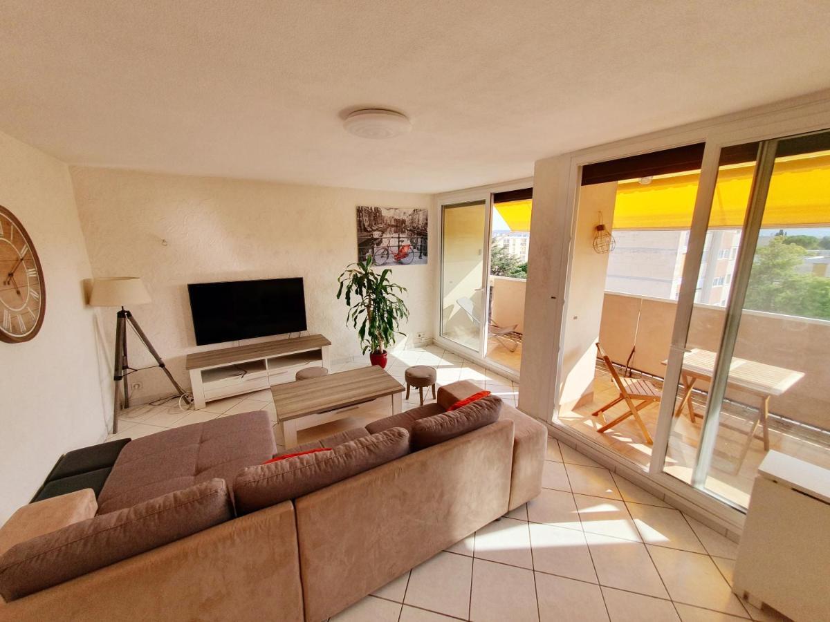 Appartement Avec 3 Chambres 80M2 Plein Sud Мариньян Экстерьер фото